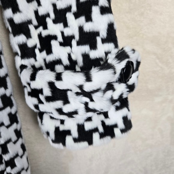 Pelle Studio Womens Faux Fur Double Breasted Peacoat Medium Soft Retro Outdoors‎ - Picture 5 of 9